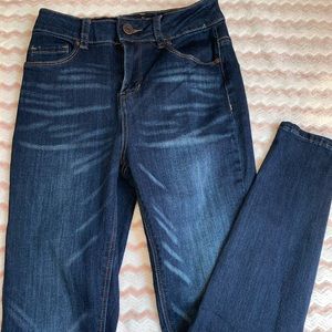 Skinny jeans size 3